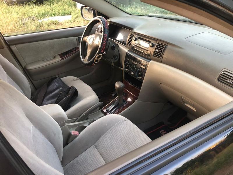 Thumbnail 4 of 2005 Toyota Corolla